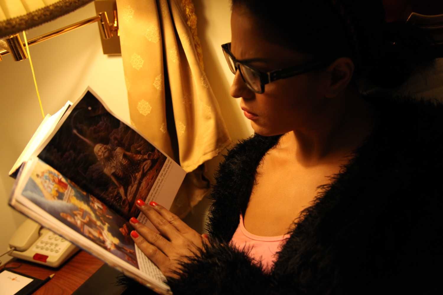 In Pics: Veena Malik Follows Bhagavad Gita | Picture 355081