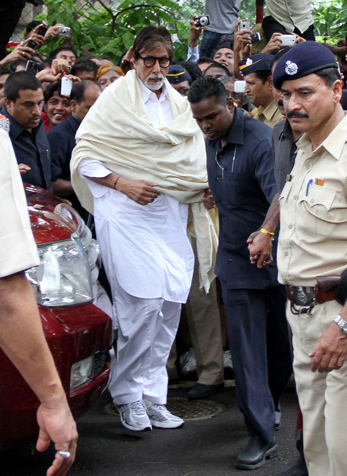 Amitabh Bachchan - Bollywood legend Pran's Condolences Photos | Picture 509017