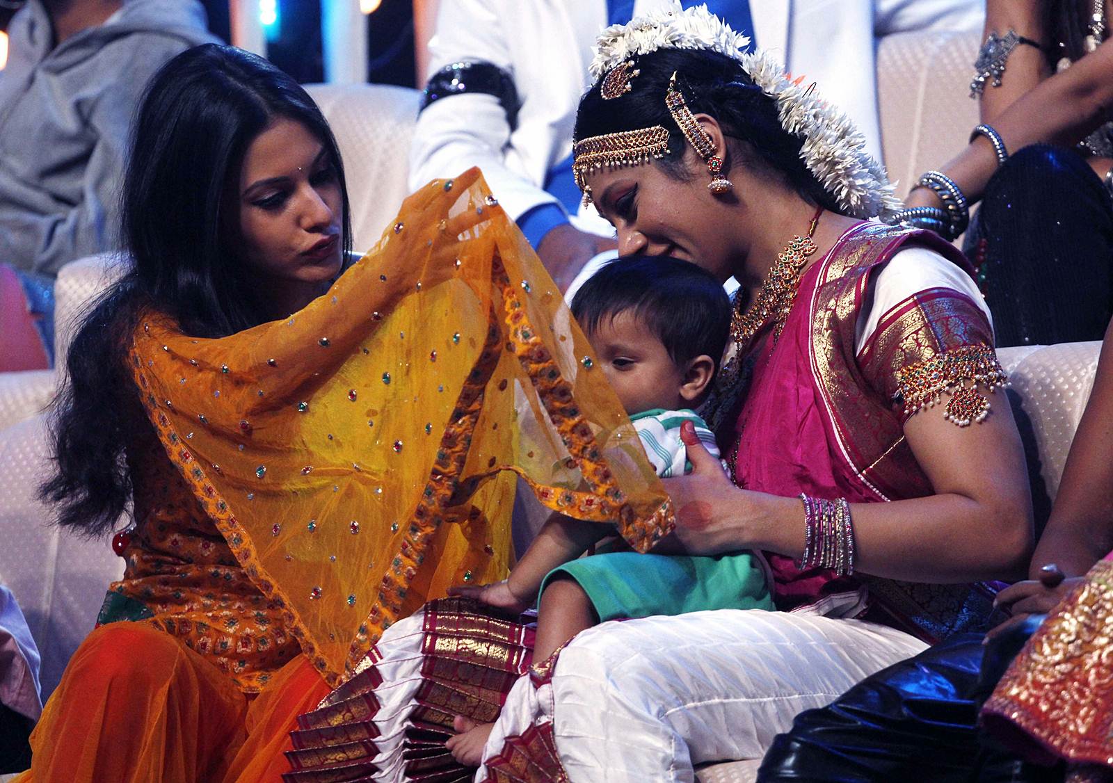 Promotion of film Issaq on the sets of Zee TV reality show DID Super MOM Photos | Picture 509244