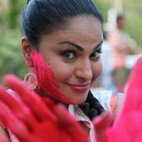 Veena Malik - In Pics: Veena Malik in the colour of Holi | Picture 415711