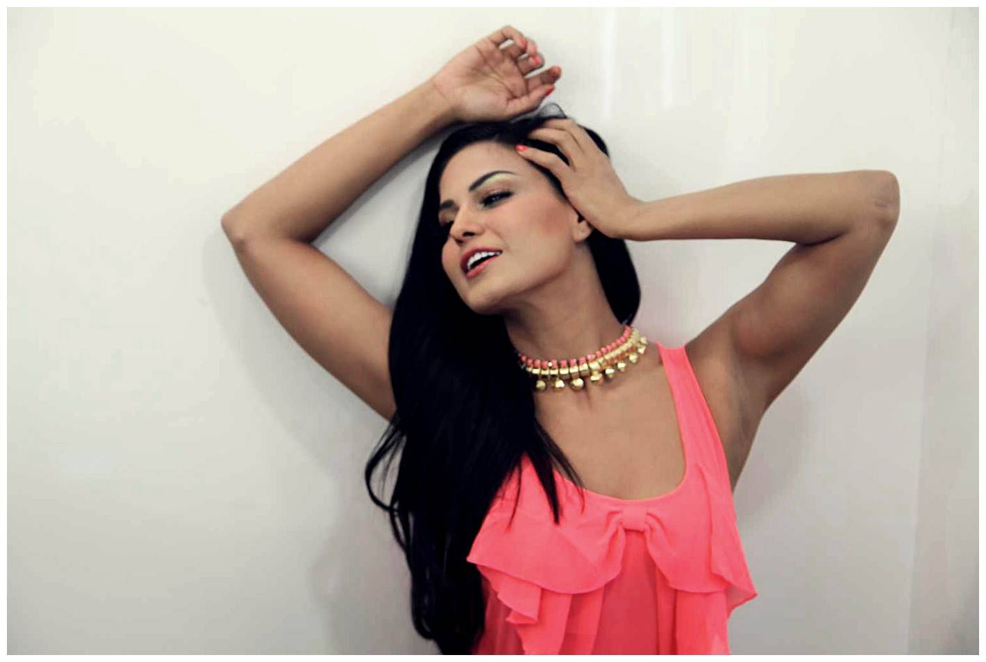 Veena Malik - Veena Malik rocks Kolkata the City of Joy Photos | Picture 455656