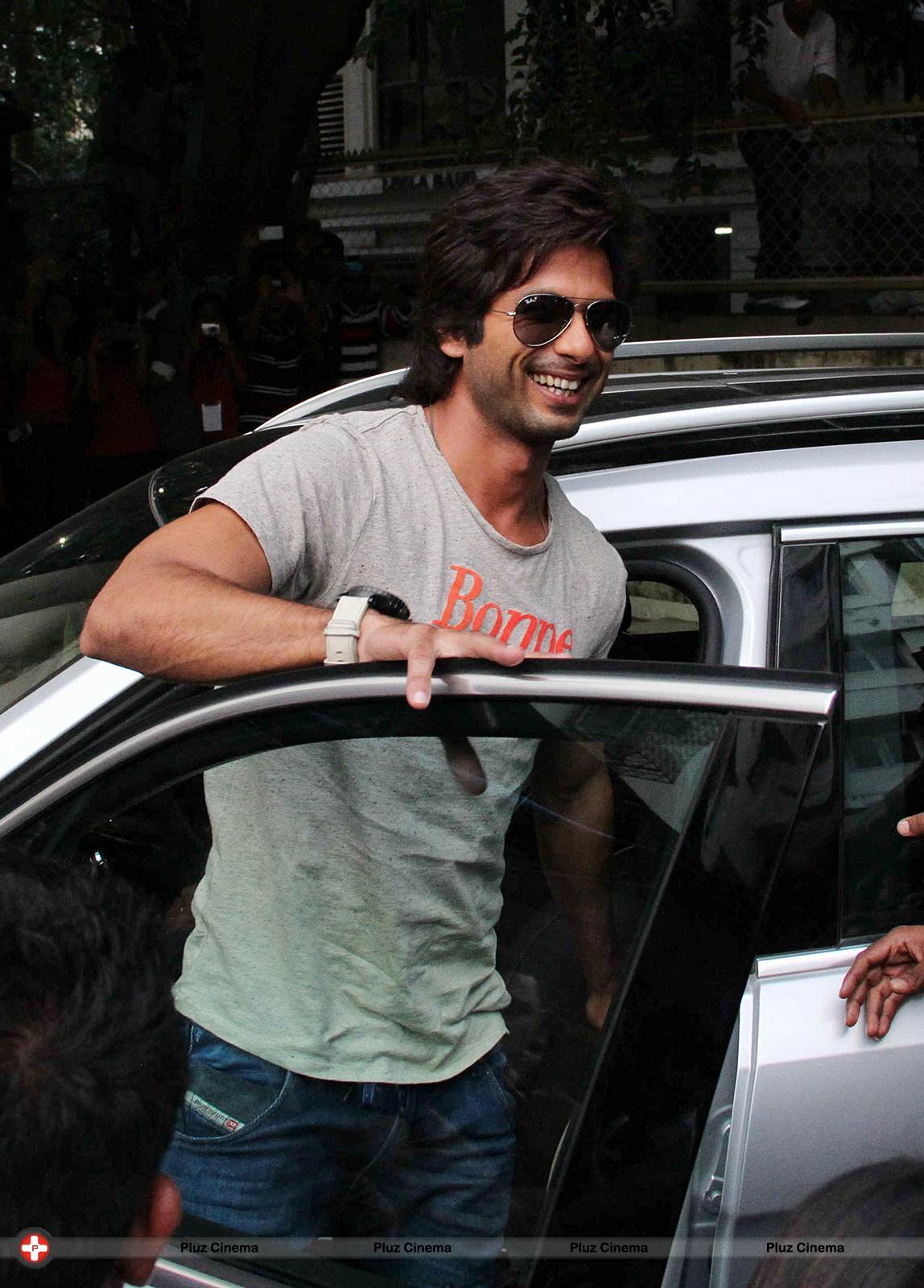 Shahid Kapoor - Shahid Kapoor perform at Enigma 2013 to promote Phata Poster, Nikla Hero Photos | Picture 559735