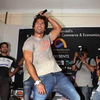 Shahid Kapoor - Shahid Kapoor perform at Enigma 2013 to promote Phata Poster, Nikla Hero Photos | Picture 559725