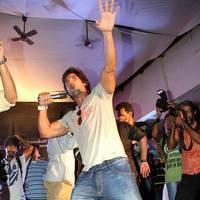 Shahid Kapoor - Shahid Kapoor perform at Enigma 2013 to promote Phata Poster, Nikla Hero Photos | Picture 559742