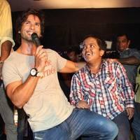 Shahid Kapoor - Shahid Kapoor perform at Enigma 2013 to promote Phata Poster, Nikla Hero Photos | Picture 559744