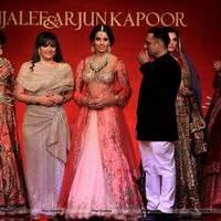 Bipasha Basu at Anjalee and Arjun Kapoor fashion show Photos | Picture 561893