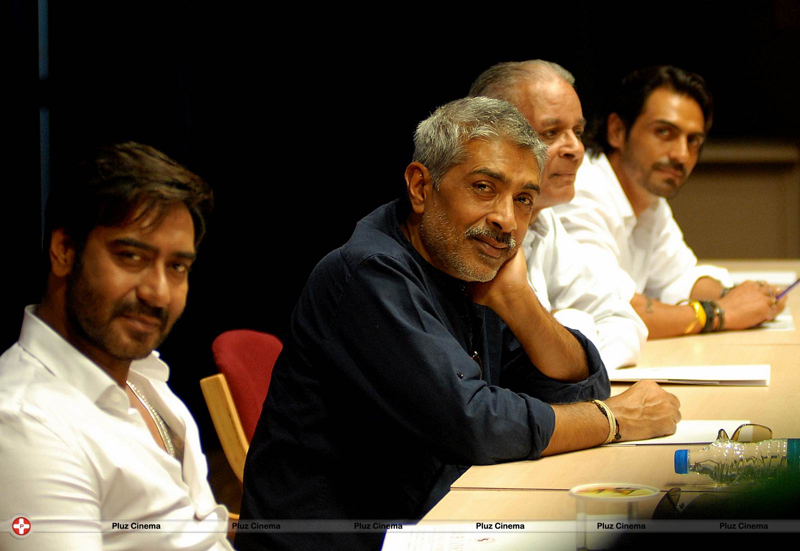 'Satyagraha' team engages youngsters in a discussion Photos | Picture 561959
