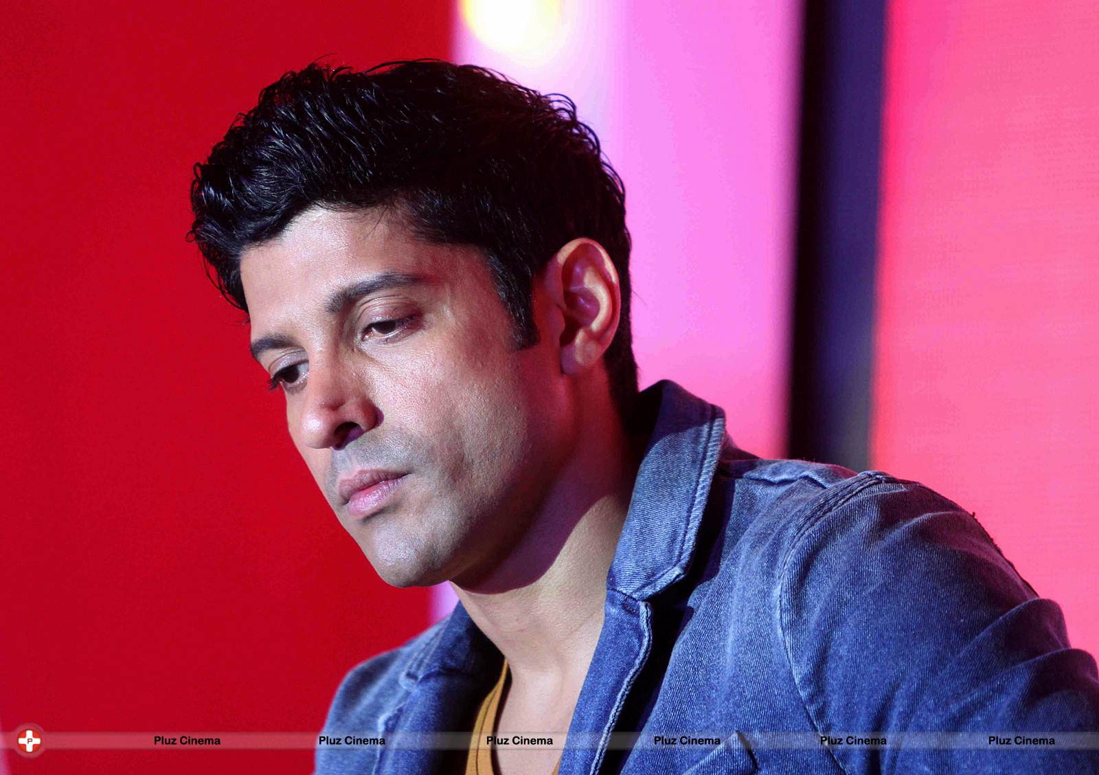 Farhan Akhtar launches Index Smartphone Photos | Picture 563095