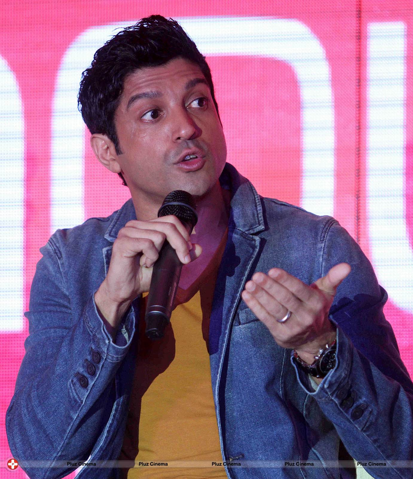 Farhan Akhtar launches Index Smartphone Photos | Picture 563101