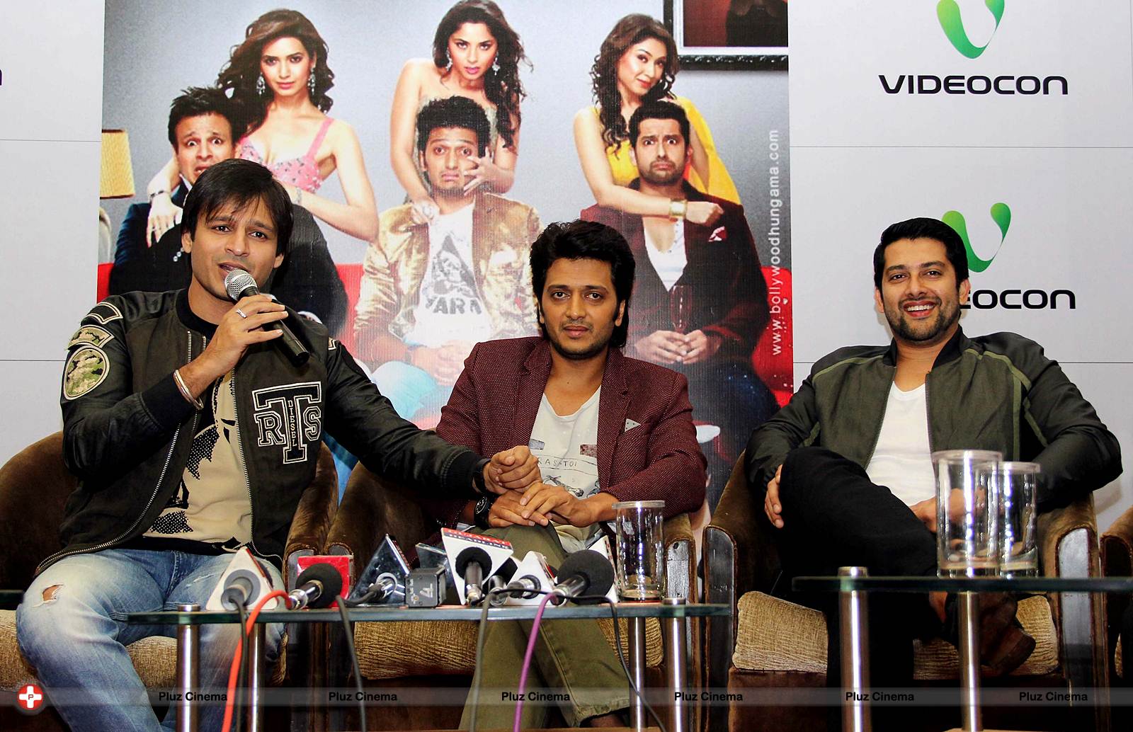 Promotion and music release of film Grand Masti Photos | Picture 564074