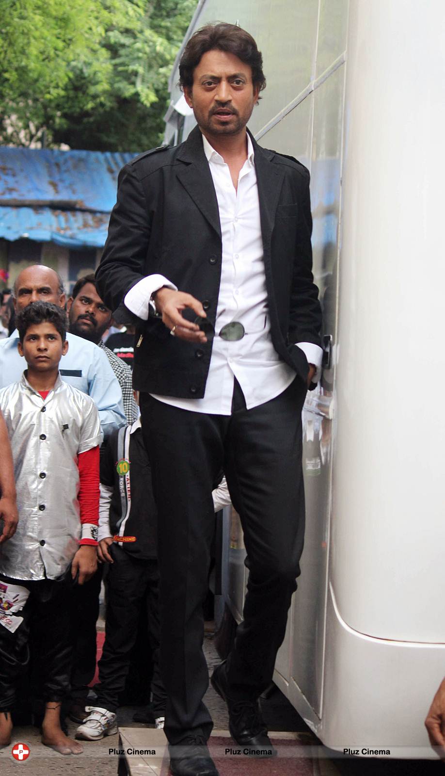 Irrfan Khan - Promotion of Lunch Box on the sets of Jhalak Dikhhla Jaa Photos | Picture 562984