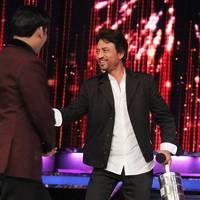 Irrfan Khan - Promotion of Lunch Box on the sets of Jhalak Dikhhla Jaa Photos | Picture 562980