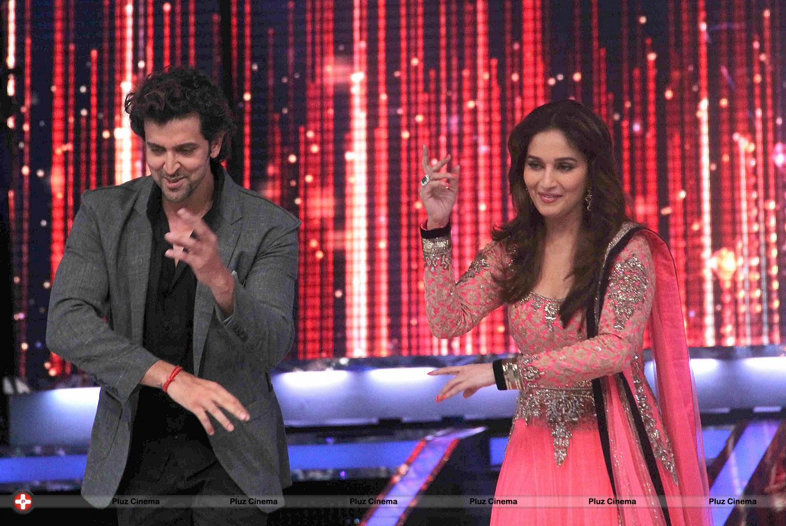 Promotion of film Krrish 3 on the sets of Jhalak Dikhhla Jaa | Picture 571121