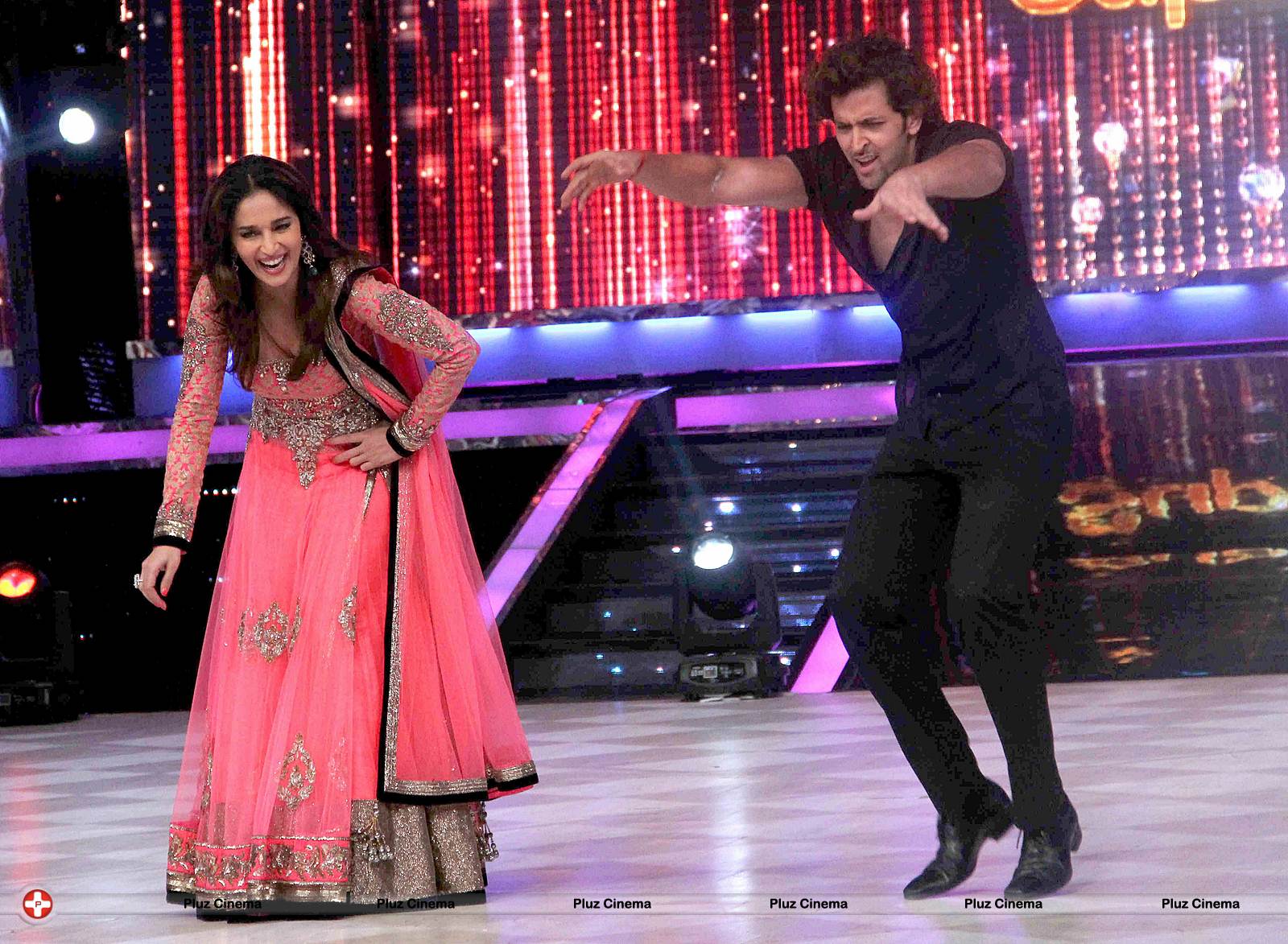 Promotion of film Krrish 3 on the sets of Jhalak Dikhhla Jaa | Picture 571175