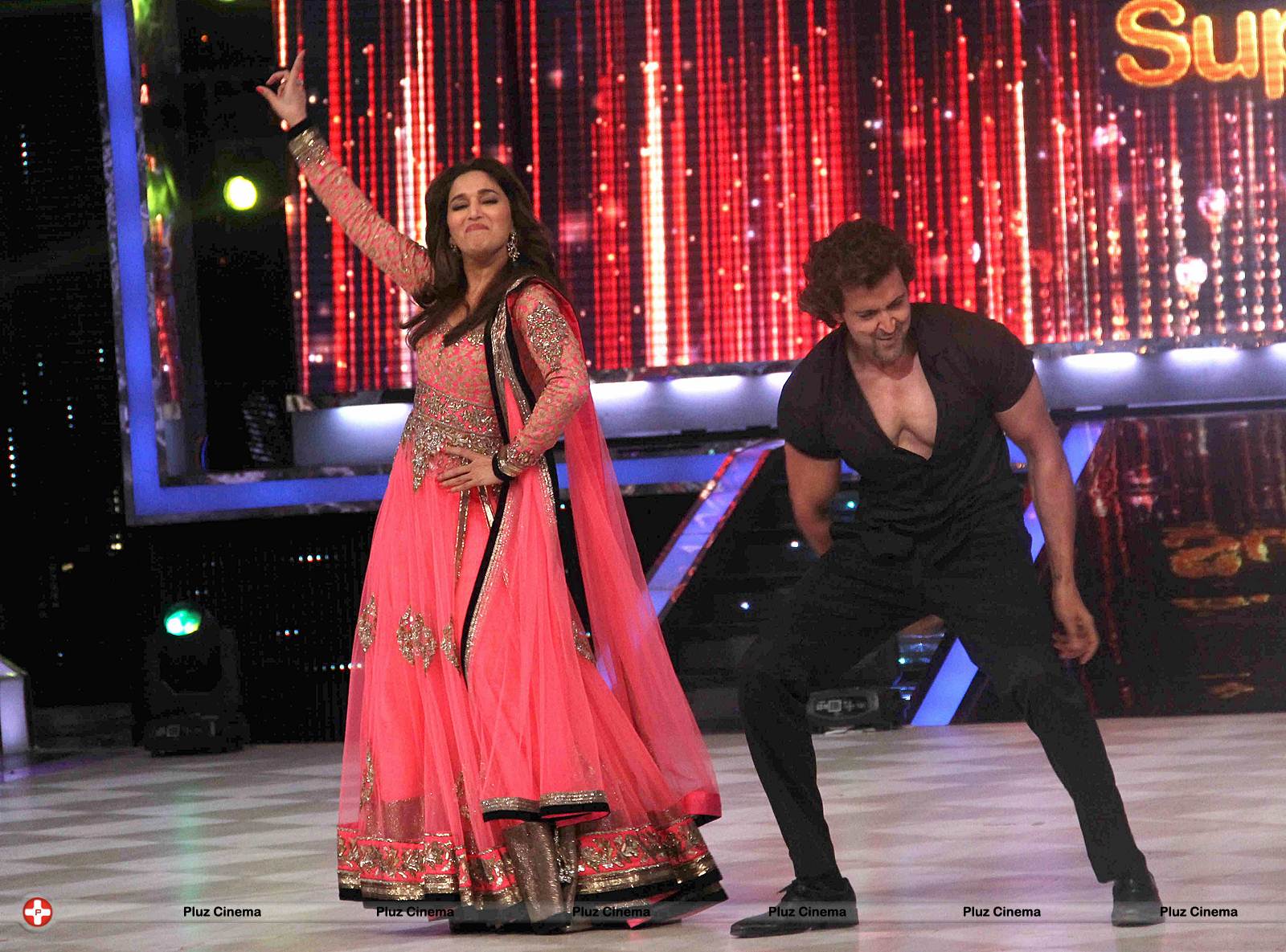 Promotion of film Krrish 3 on the sets of Jhalak Dikhhla Jaa | Picture 571200
