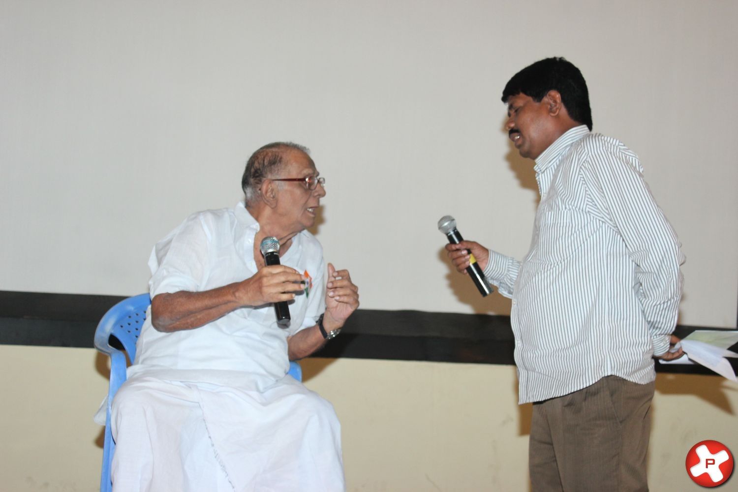 Mukthasrinivasan Urgent Press Meet regarding Vishwaroopam Release Pictures | Picture 369811
