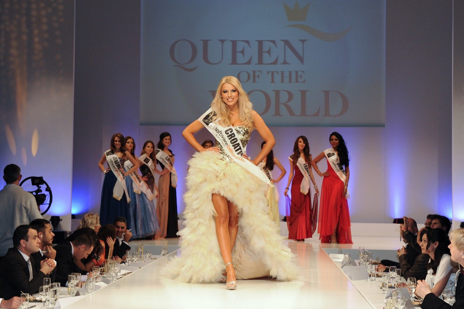 Finale of Queen Of The World beauty pageant at Audizentrum | Picture 135232