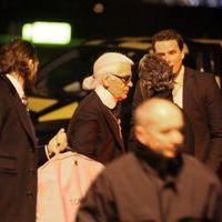 Photos: Karl Lagerfeld wearing Tom Ford during a security check at the airport