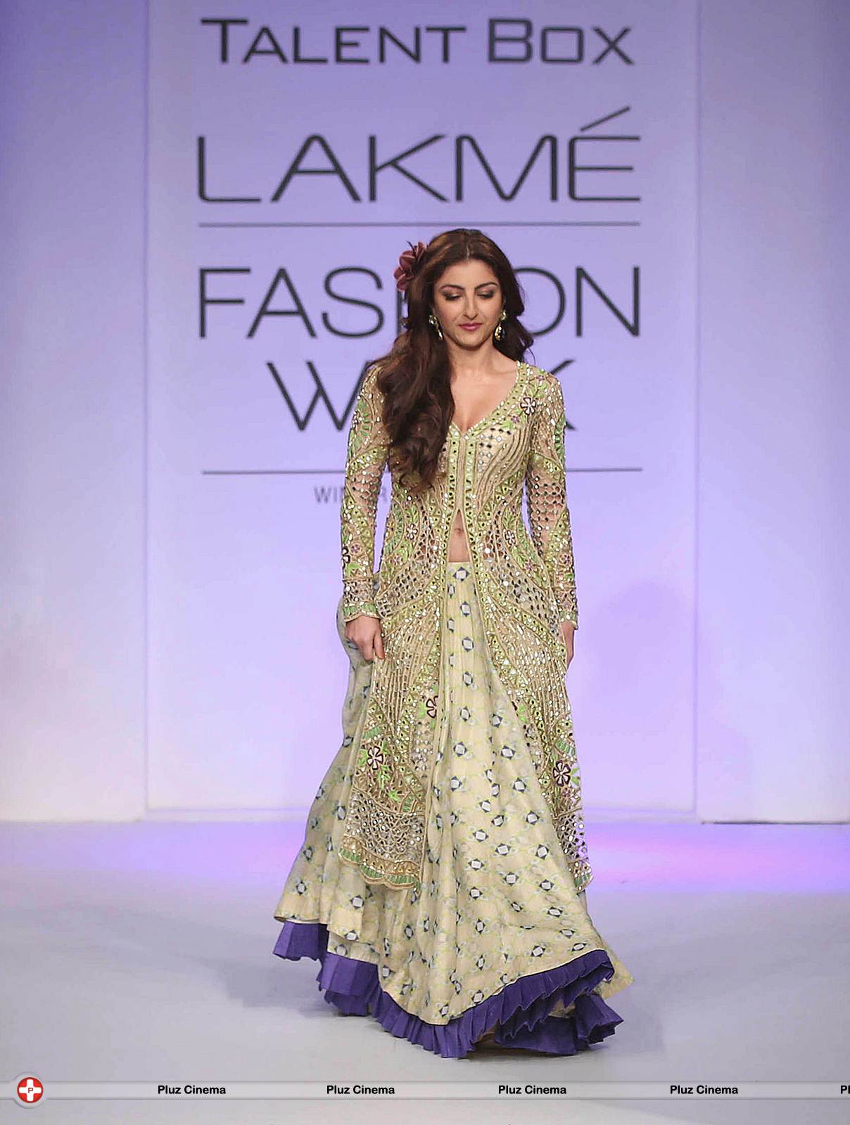 Soha Ali Khan - Lakme Fashion Week Winter/ Festive 2013: Day 3 Photos | Picture 549801