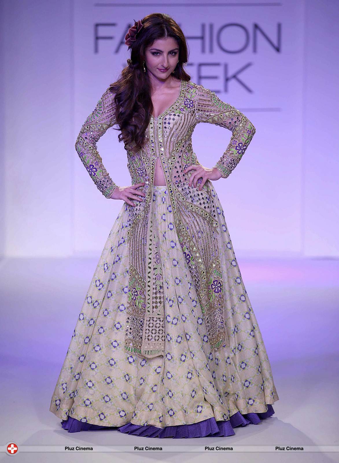 Soha Ali Khan - Lakme Fashion Week Winter/ Festive 2013: Day 3 Photos | Picture 549813