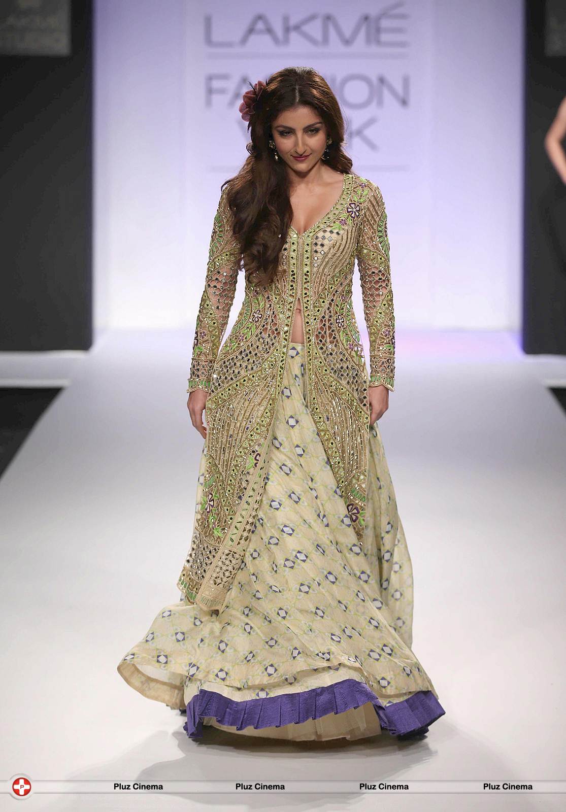 Soha Ali Khan - Lakme Fashion Week Winter/ Festive 2013: Day 3 Photos | Picture 549924
