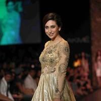 Karisma Kapoor - Lakme Fashion Week Winter Festive 2013 Day 4 Photos | Picture 551072