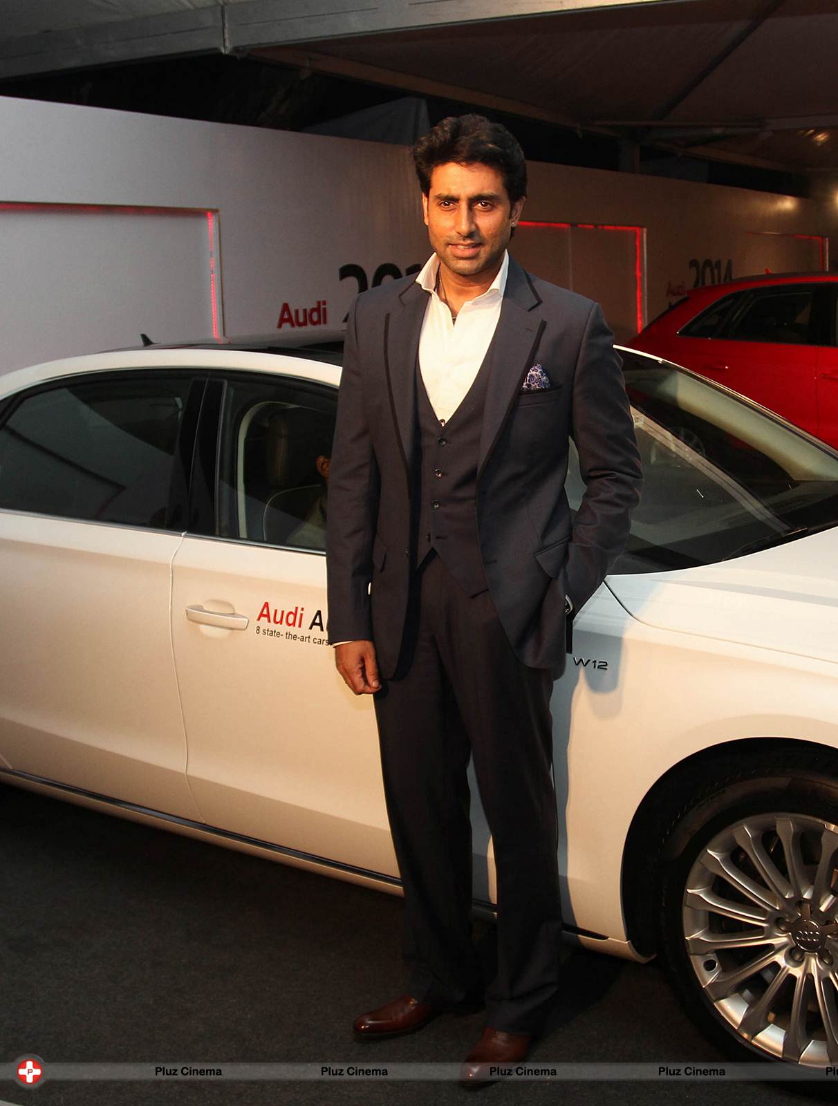 Abhishek Bachchan - FDCI and Audi India's winter collection fashion show photos | Picture 558176