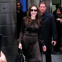 Photos: Angelina Jolie leaves her Manhattan hotel to film an interview | Picture 136690