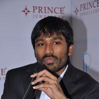 Dhanush - Aishwarya and Dhanush unveil Prince Jewellery's Platinum - Pictures | Picture 139459
