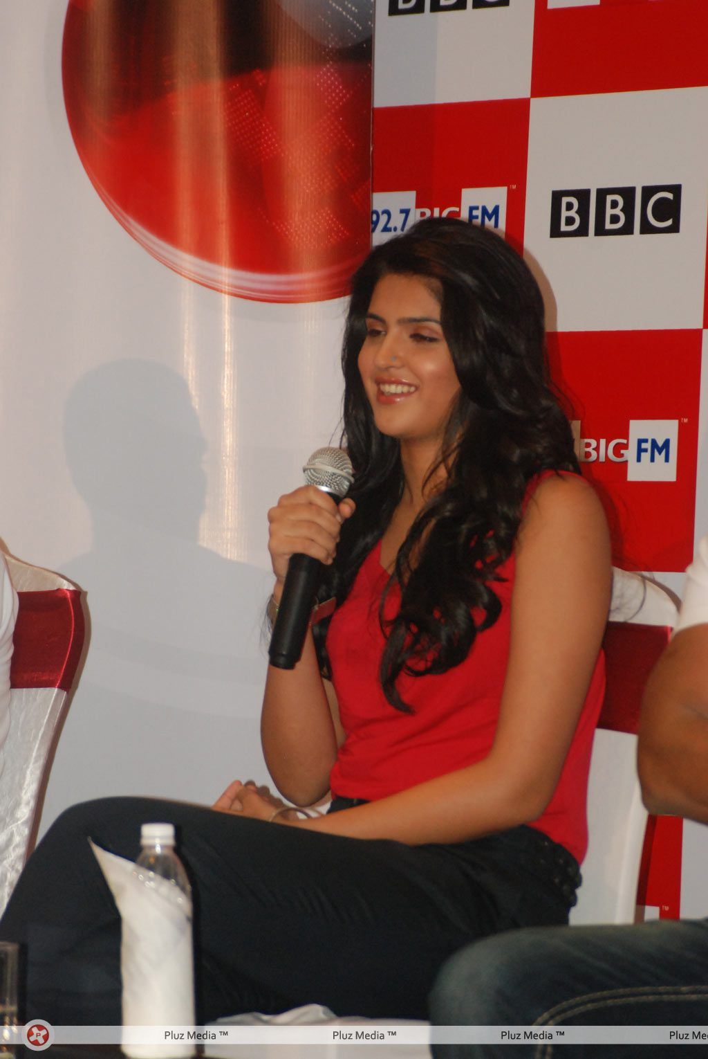 Deeksha Seth - Rajapattai Press Meet at Big FM - Pictures | Picture 141616