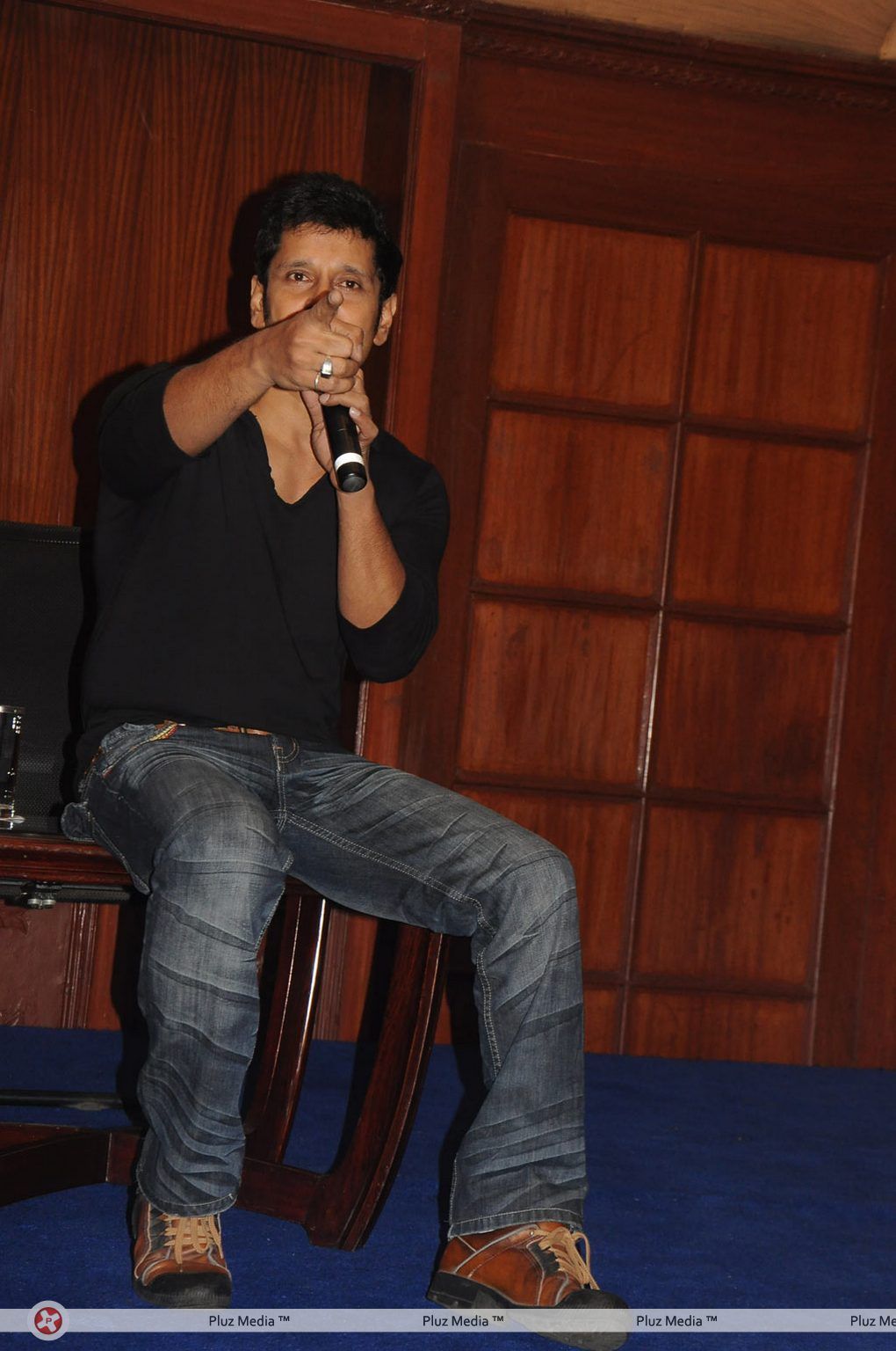Vikram at Rajapattai Press Meet - Pictures | Picture 142399