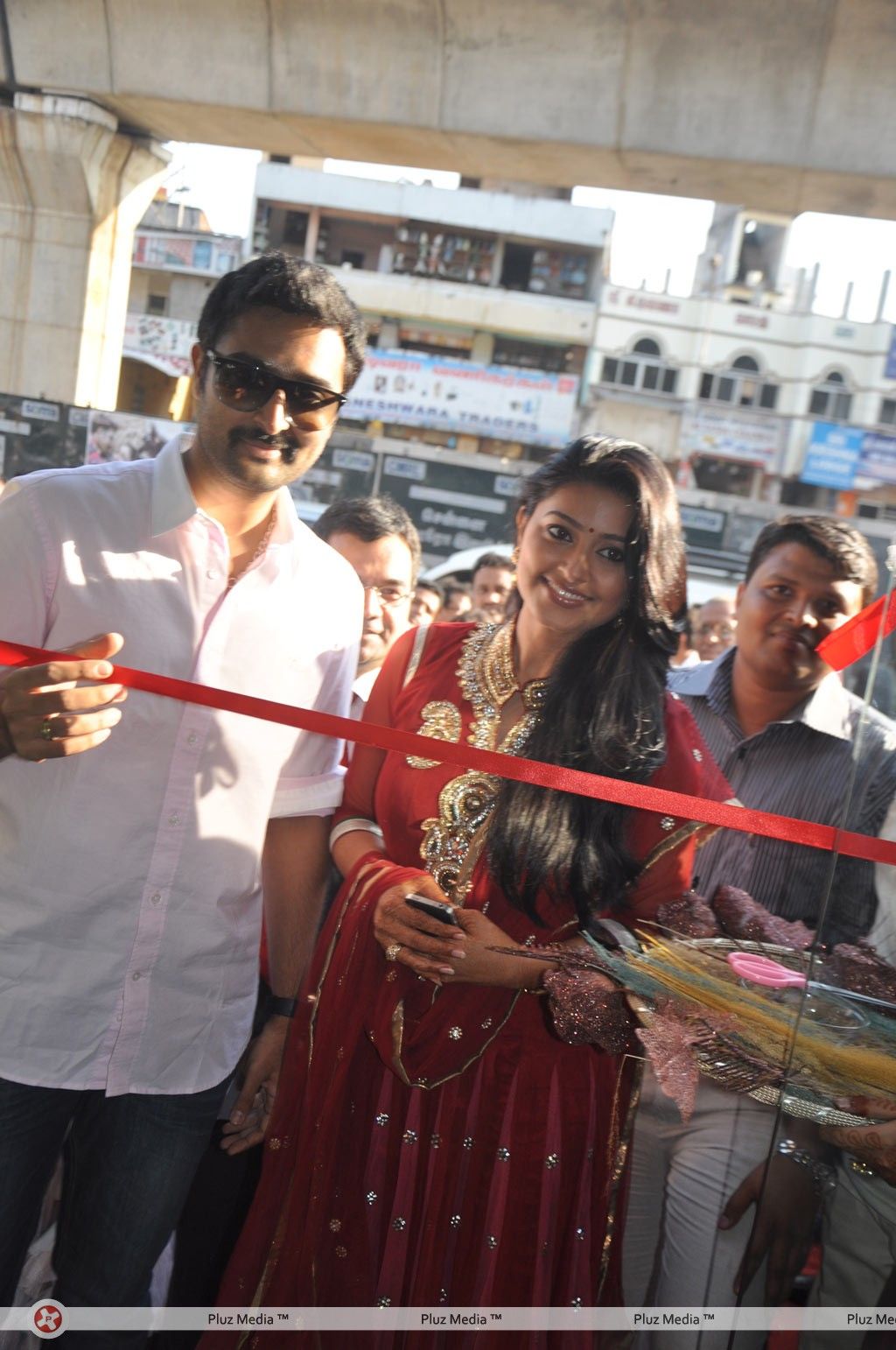 Sneha and Prasanna Inaugurate Bath Caff Showroom - Pictures | Picture 187482