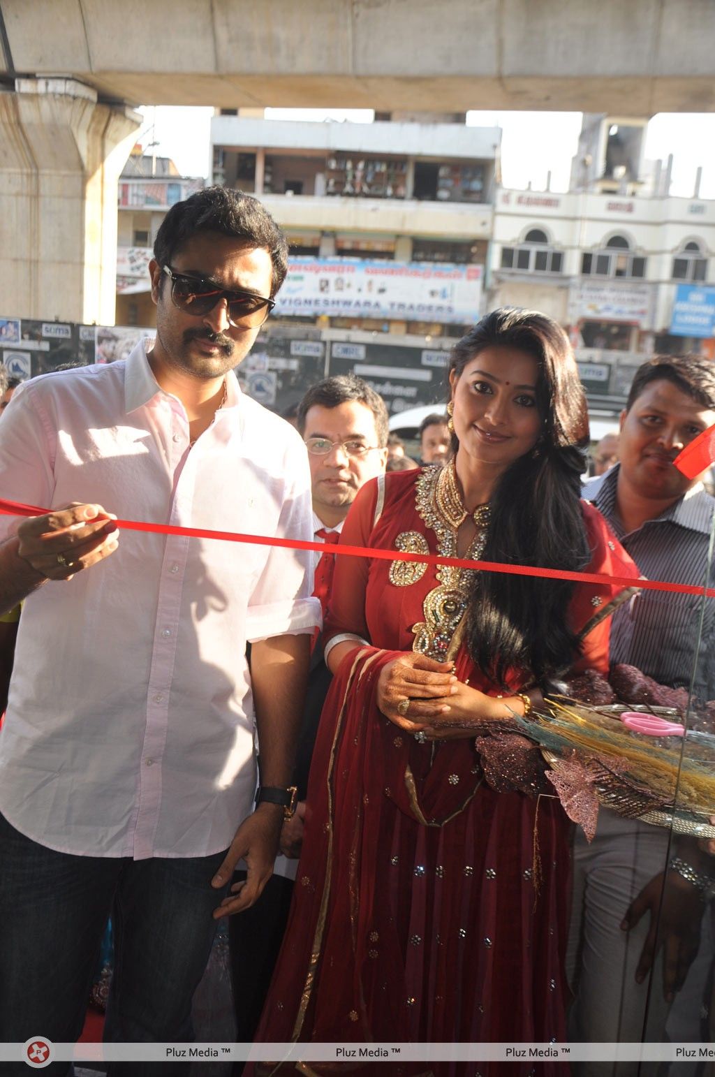 Sneha and Prasanna Inaugurate Bath Caff Showroom - Pictures | Picture 187485
