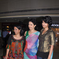 Gouthami with Daughter at Satya Paul Event - Pictures | Picture 190177