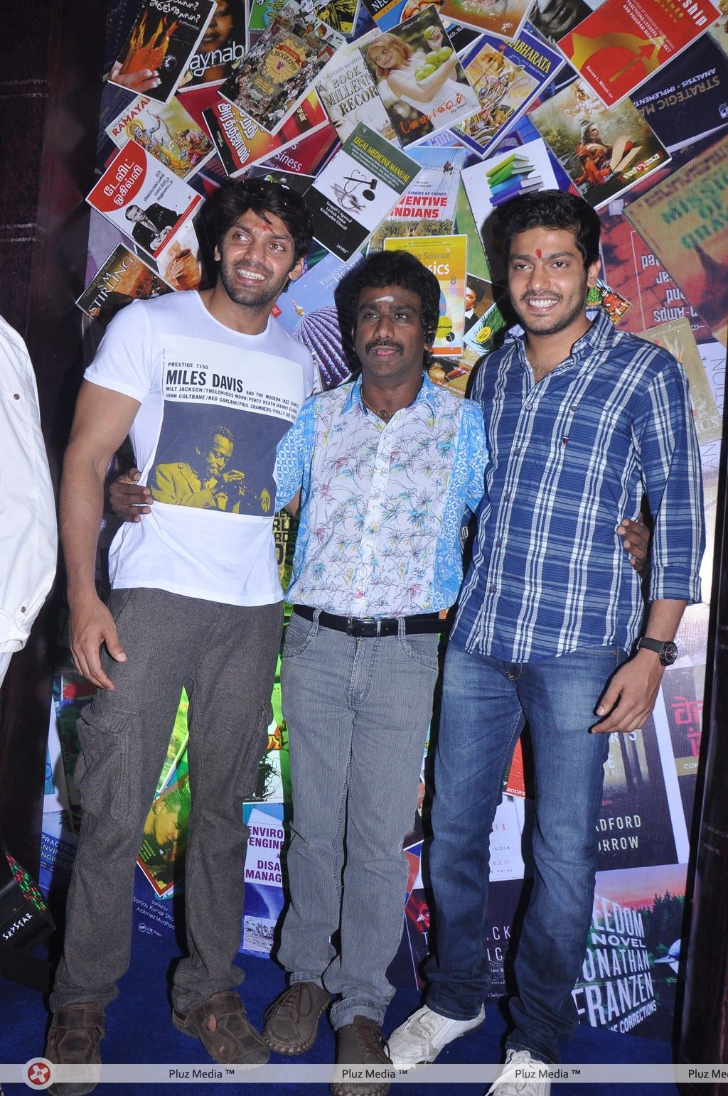 Arya at Puththagam Movie Opening - Pictures | Picture 192142