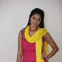 Pooja Hegde - Mugamoodi Latest Stills | Picture 260869
