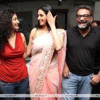 English Vinglish  Movie Trailer Launch Pictures | Picture 264150