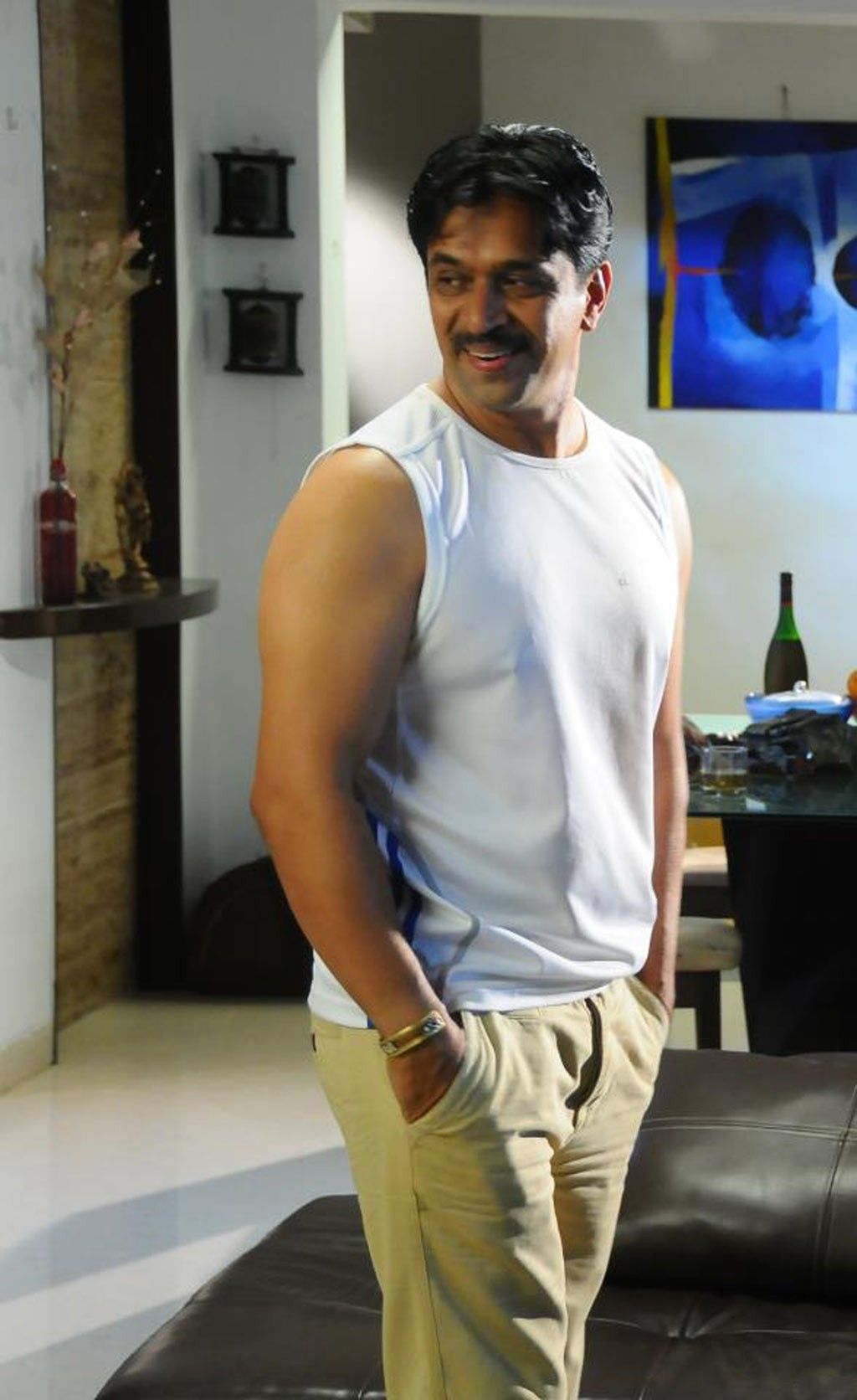 Arjun Sarja - Moondru Per Moondru Kaadhal Movie Stills | Picture 330152