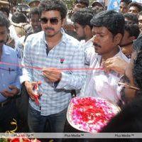 Vijay Inaugurates Hi Style Showroom Pictures | Picture 164407