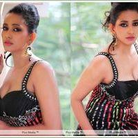 Sanjana Singh Hot in Yaarukku Theriyum - Stills | Picture 167648