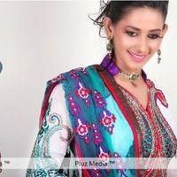 Sanjana Singh Hot in Yaarukku Theriyum - Stills | Picture 167664