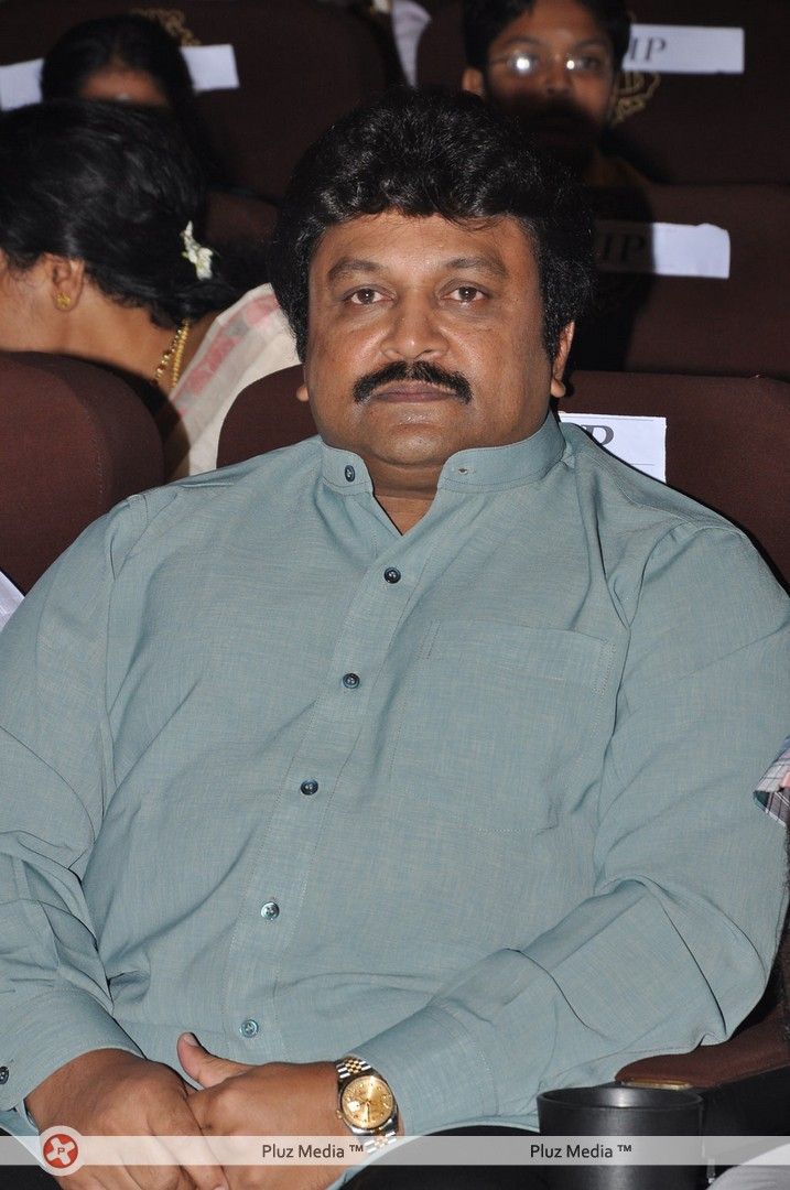 Prabhu - V4 Entertainers Awards 2012 - Pictures | Picture 144628