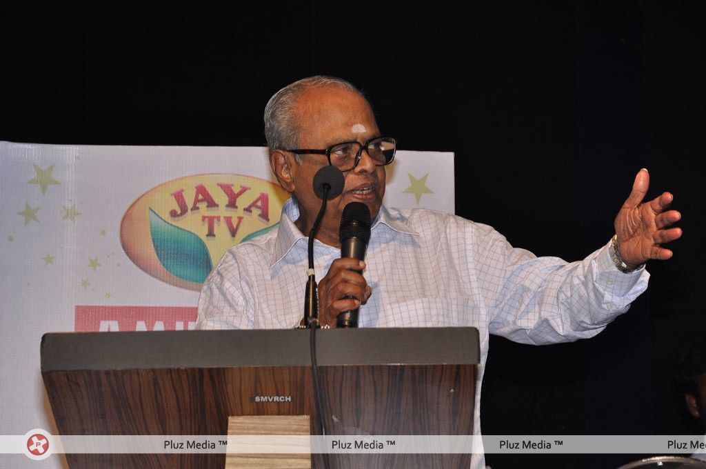 K. Balachander - V4 Entertainers Awards 2012 - Pictures | Picture 144642