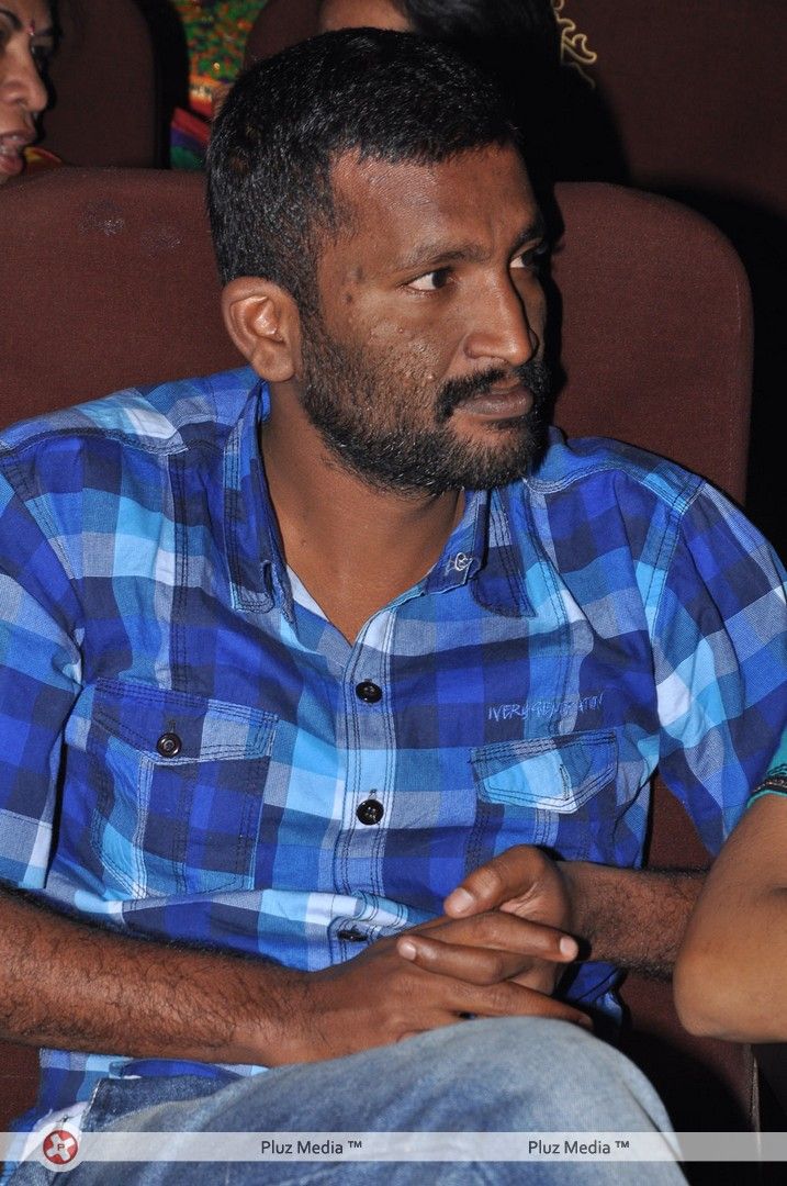 Suseenthiran - V4 Entertainers Awards 2012 - Pictures | Picture 144650
