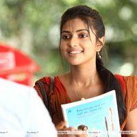 Amala Paul - Kadhalil Sodhapuvadhu Yeppadi Movie Stills | Picture 154363