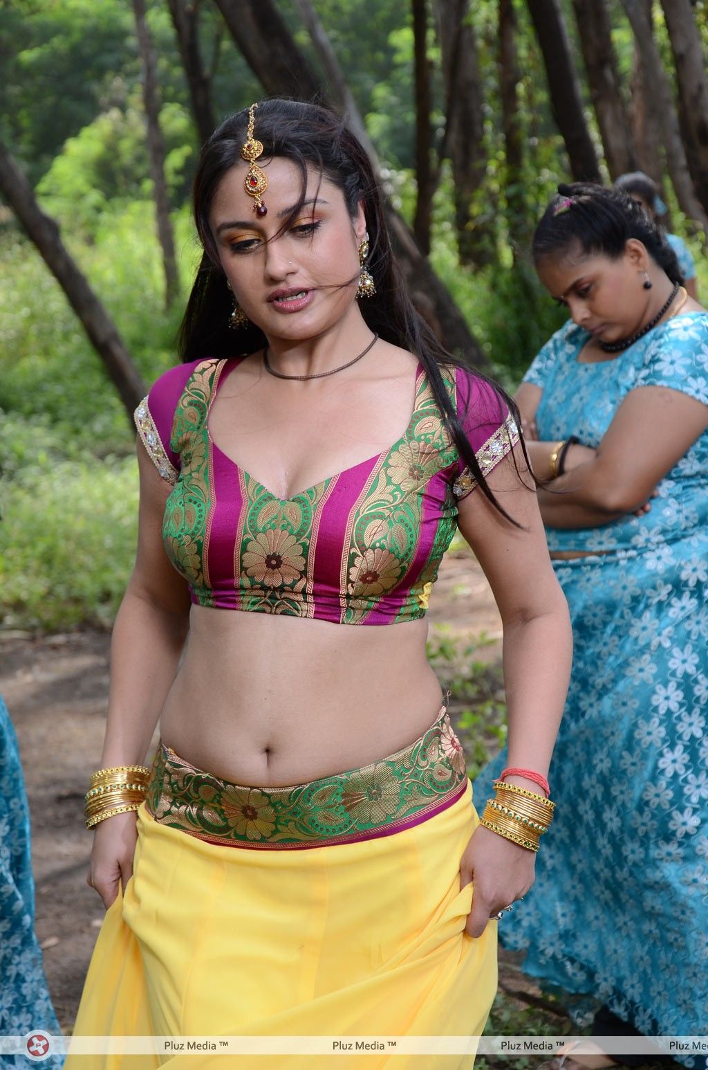 Sonia Agarwal - Oru Nadigayin Vakku Moolam Movie Stills | Picture 157452