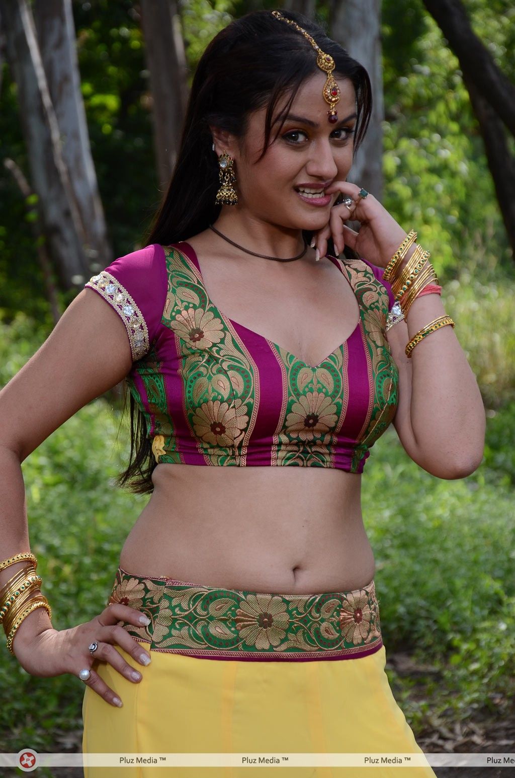 Sonia Agarwal - Oru Nadigayin Vakku Moolam Movie Stills | Picture 157488