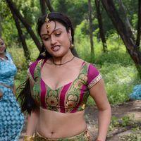 Sonia Agarwal - Oru Nadigayin Vakku Moolam Movie Stills | Picture 157478