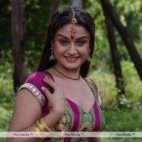 Sonia Agarwal - Oru Nadigayin Vakku Moolam Movie Stills | Picture 157486