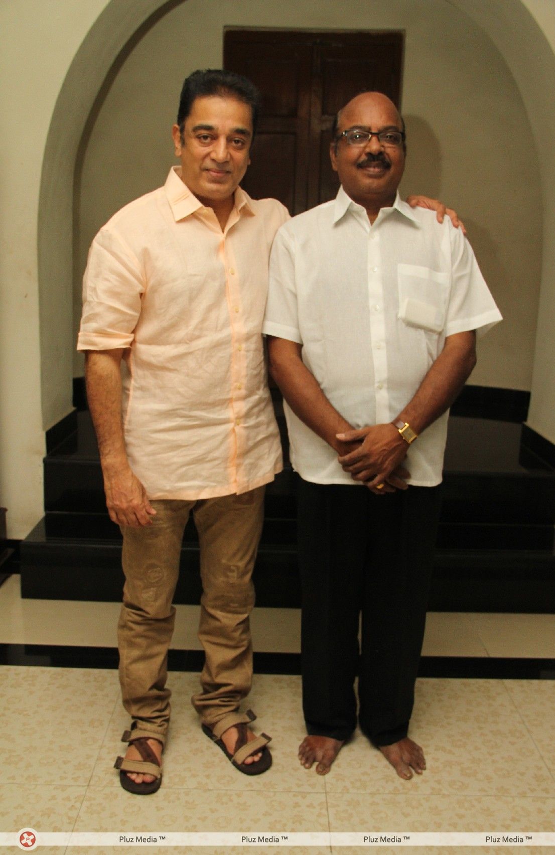 Kamal Haasan - Cinema Dance Masters Met Kamal Haasan at His Home Photos | Picture 235455